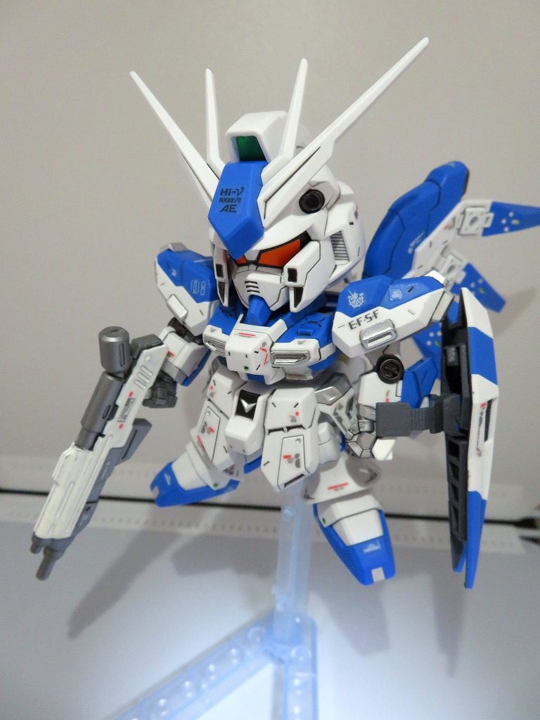 最近、自分の中でBB戦士というか、SDガンダムのキットがマイブームになりつつあります。SDのキットは・低価格・入手が比較的容易(キットによる)・自分のように、普段忙しくてあまり製作時間が取れない人でも気軽に組める上記の3つが自分に当てはまっていて、最近は特にRGとかは作るのにエネルギーつかうなぁ…と感じてしまっています。とか言いながら、このBB戦士 Hi-νガンダムと平行しながら、RGサザビーを作り始めています(^o^)時間が足りないよ…。