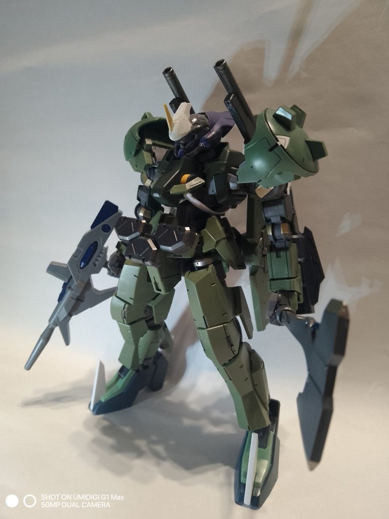 メッサーグレイズ–2枚目/制作者：プーリテン