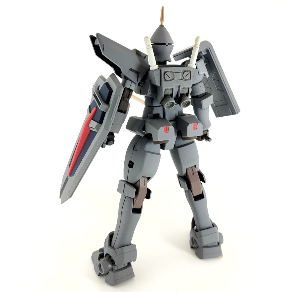GTL-164 ギャリオンは、リーオーをベースに、手に入った強そうな装備を片っ端から組み込んで作られた機体です。