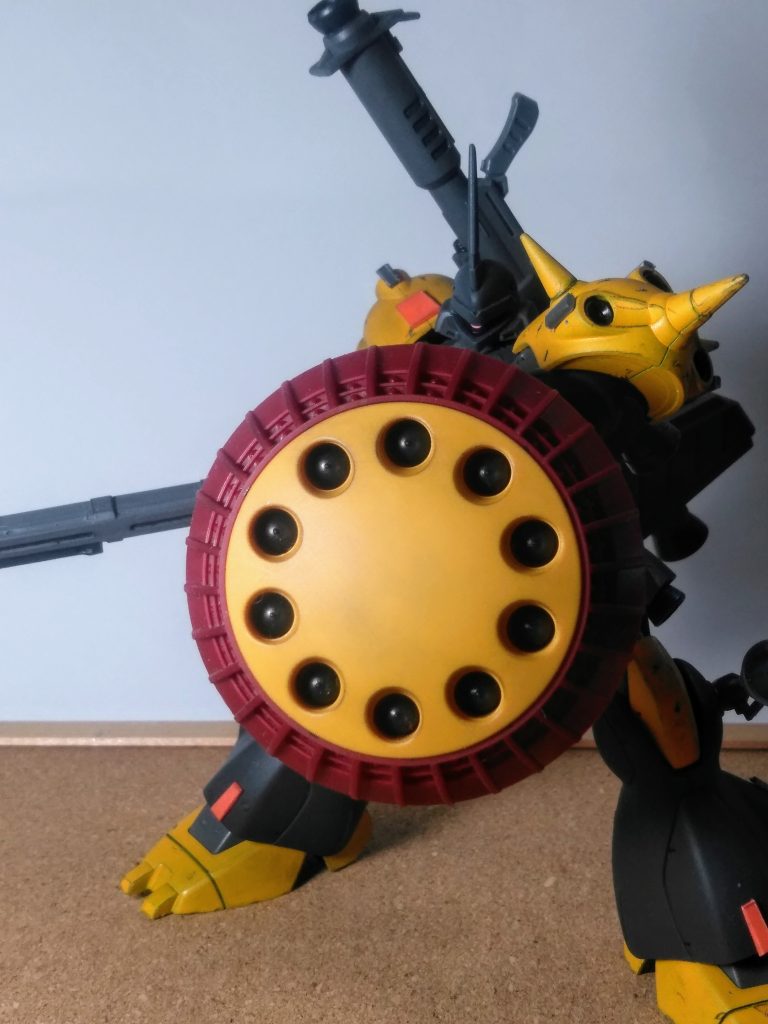 そんな事を騙ってオキながら 🙄初っぱなから蛇足作業🐍👣をヤっちゃいますよぅ⤴️⤴️ 🎵😍🎵インパクトが在りすぎて 😅 忘れようが無い謎兵器 🤣🤣🤣『花火屋 エドガァ』に相応しいと考えて装着です 😚👏👏👏