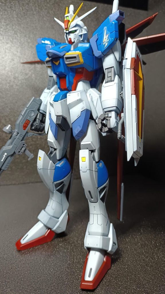 下地を黒で塗って薄い黒立ち上げ塗装にしています(写真じゃ分かりにくいっすね(-ω-;)