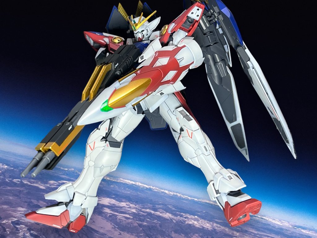 貼り終えた–3枚目/制作者：Yushi