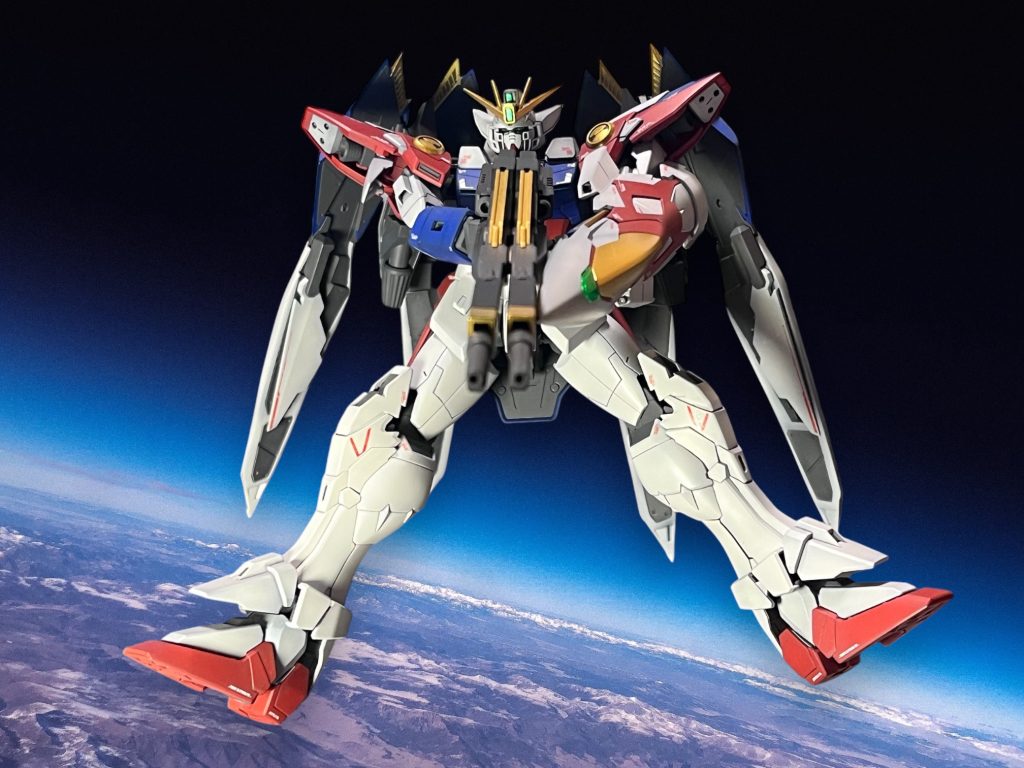 貼り終えた–2枚目/制作者：Yushi