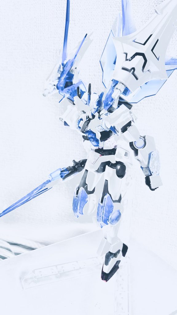 という訳で、今回は初めてオリ機体出しましたということで決めポーズ見てくださってありがとうございました、よろしかったらコメントをお願い致します!