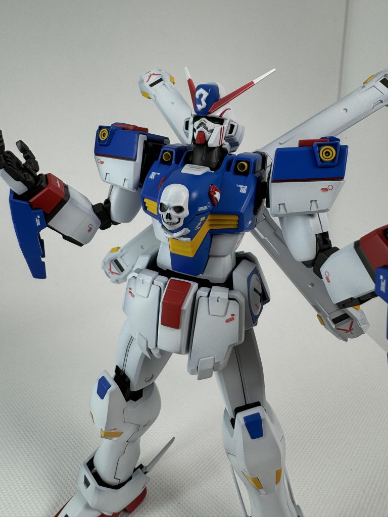 クロスバーンガンダムX3–4枚目/制作者：mt.kuro