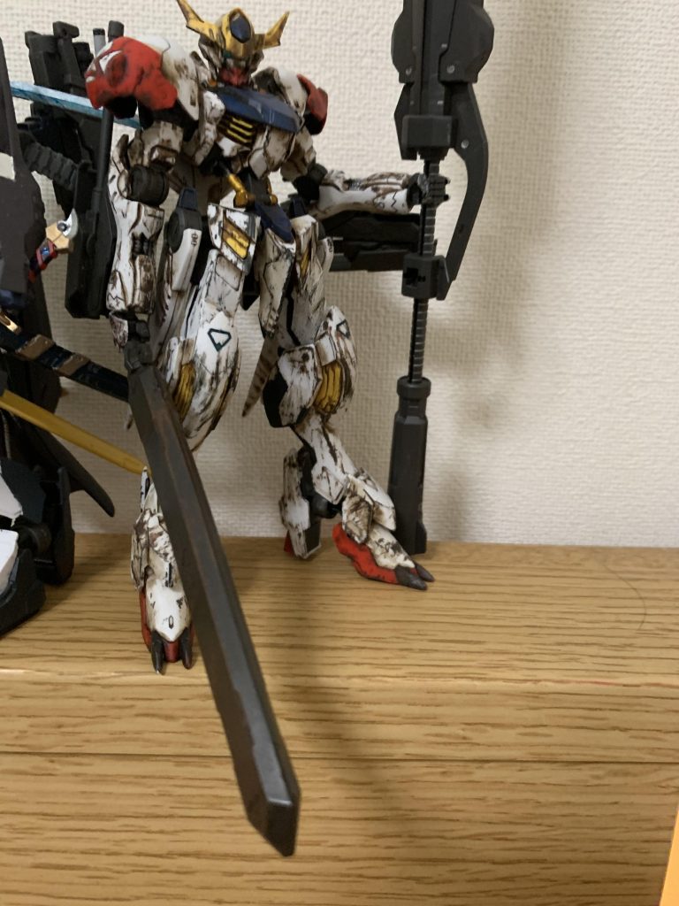 ウェザリングしてヴァルキュリアバスターソードを持たせたバルバトス