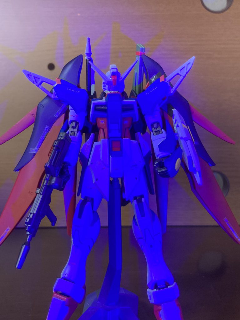 ブラックライトに反応せず…