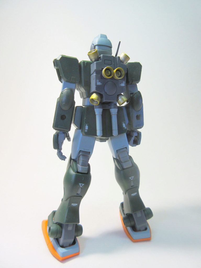 ディテールは所々に小さいプラ板貼ったり断落ちモールドを入れたくらい