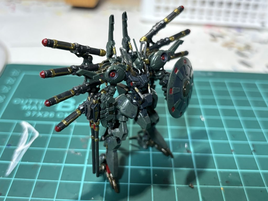 作品名：<p>初のガンダムアーティファクト製作。パラス・アテネを１日仕事で作ってみました。 トールギスかウイングガンダム当たったら嬉しいな〜、まぁパラス・アテネでも良っか。くらいの気持ちでいたんですが、開封してから中身選べる事を知りま […]</p>