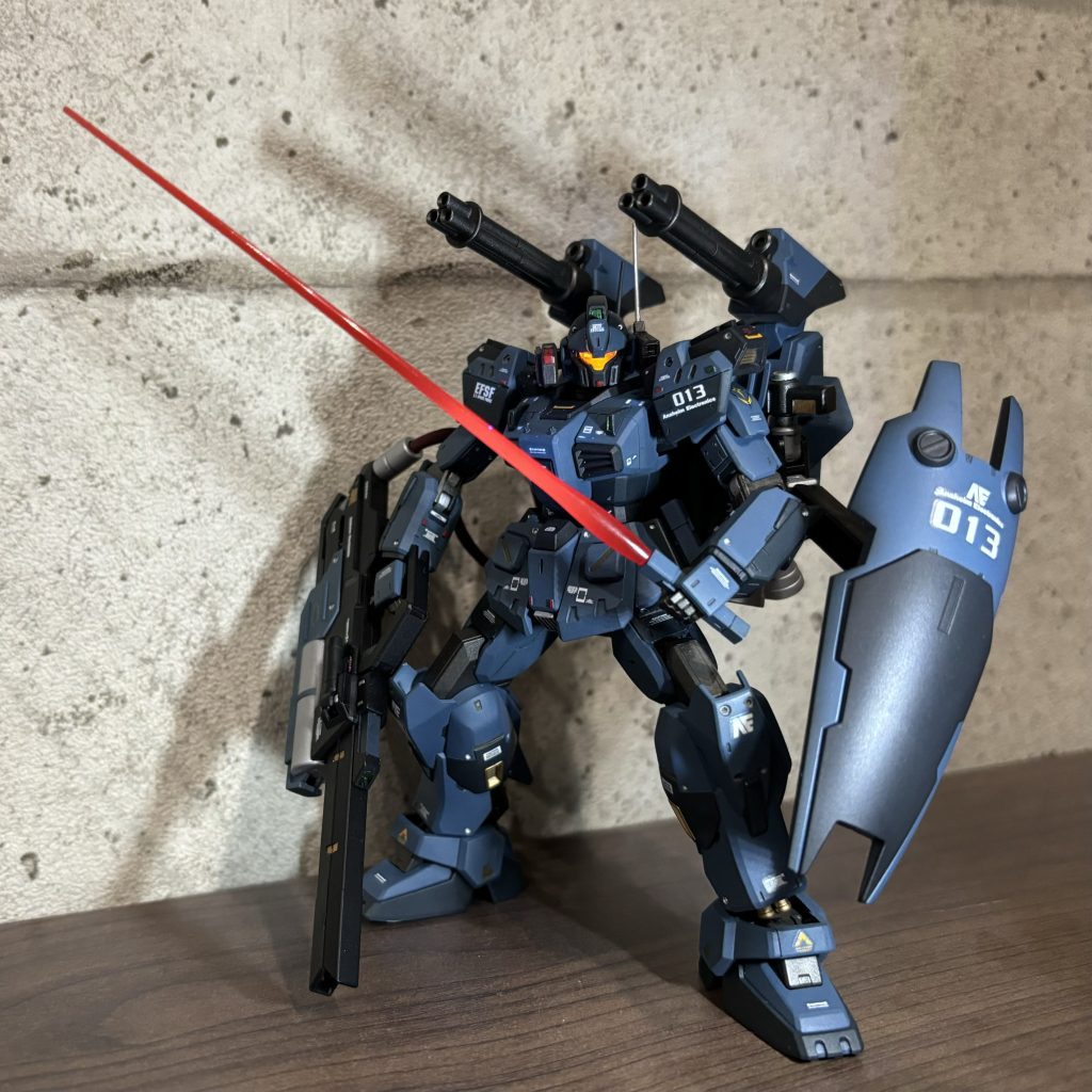 こちら加工前の写真になります。懐中電灯を手で持ちながら、スマホで撮影しております٩( 'ω' )و