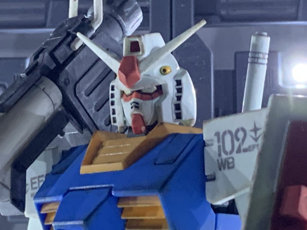 バストトップで。