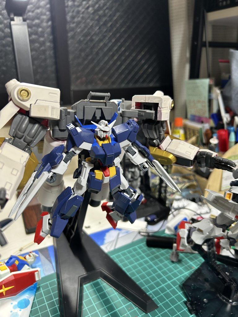 股下に3ミリ穴あるやつはたぶんだいたい乗っけられます。  こんな感じです!ここまで見ていただいてありがとうございます♪(ここまで見ていただいたなら)いいねとフォローもよろしくお願いしますそれではまた僕が無事に受験に合格(予定)する日に〜♪