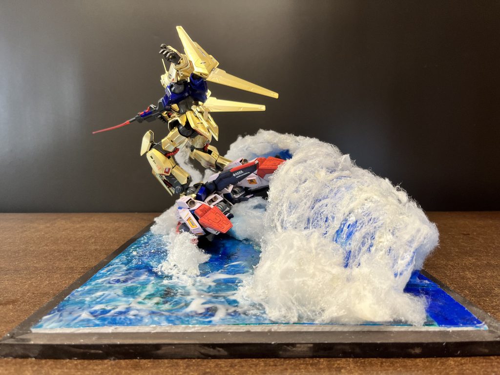 後ろから。波のザバァンを感じてもらえたでしょうか？