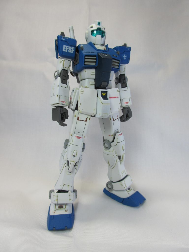 太腿や二の腕もUC世界にありそうなディテールに変更