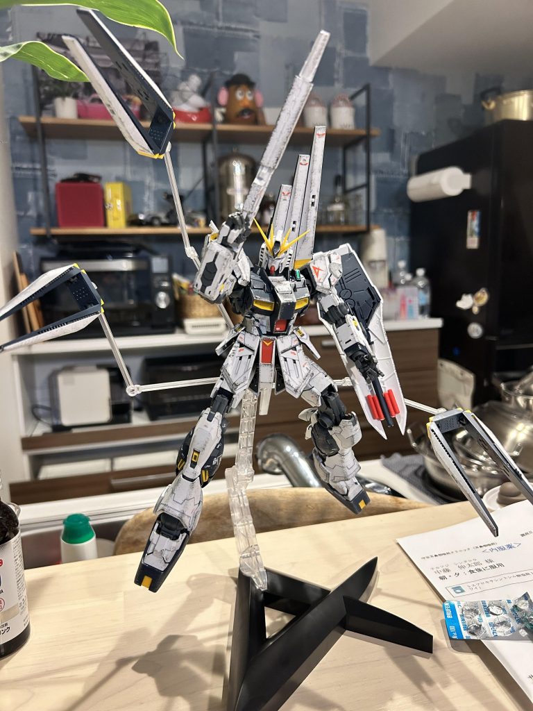 νガンダム（やり直し）–3枚目/制作者：クレイジーピピジュニア