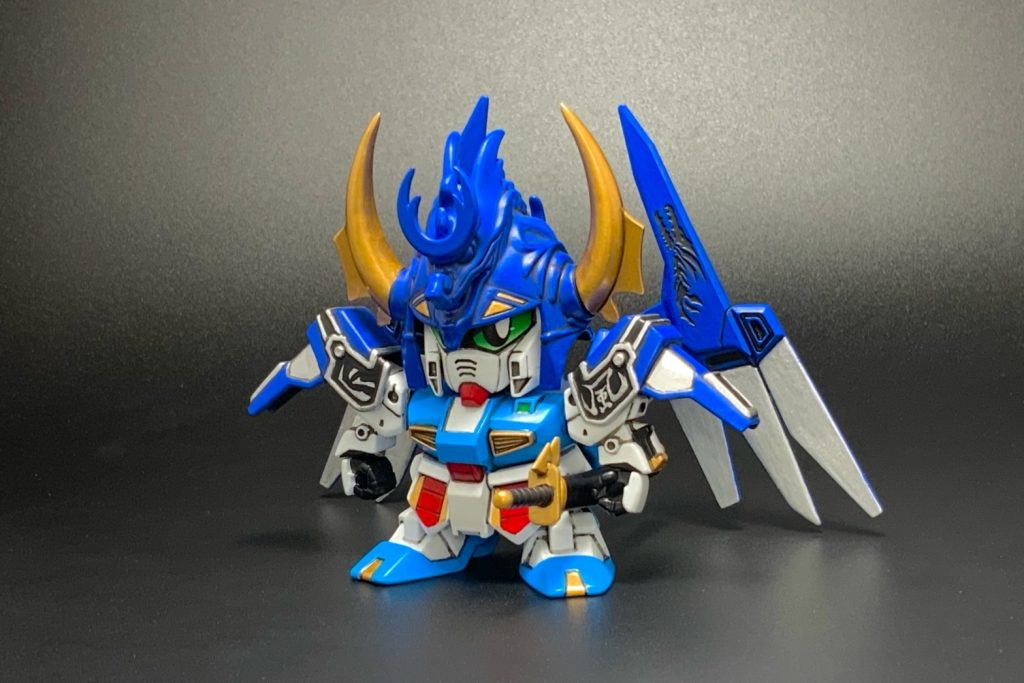 マスクは両面テープ接続です。