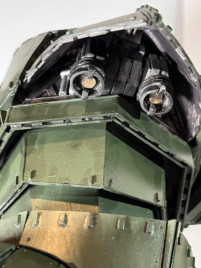 クチバシ(?)の内部には、独自の推進力発生装置をセッティングしてます。