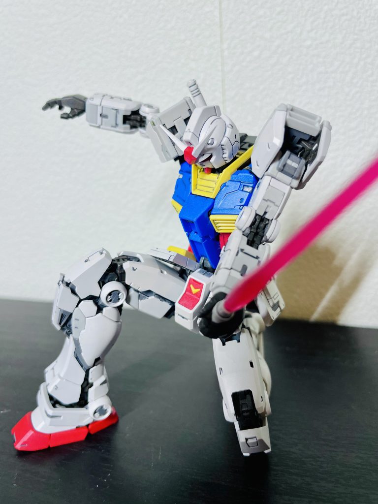 アニメの中でもこのポーズが特に好きで、足の可動最大限に使えて楽しかったです!バランス撮るのが大変でした💦😅