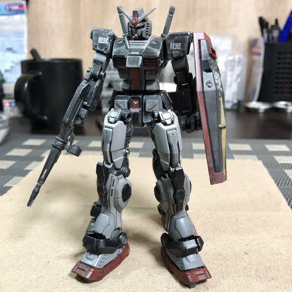 「ガンダムEX 両脚出来ました」🥵思ってた感じのプロトタイプになりました😮‍💨劇中イメージもあまり壊したくないので🪖たぶん、２枚目のようになるはずです （2枚目）