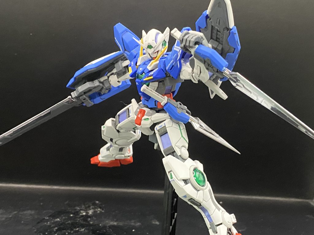 そしてGNロングブレイドと構えてポーズ二刀流が似合うのは良機体と相場が決まってるのでエクシアは良機体です！