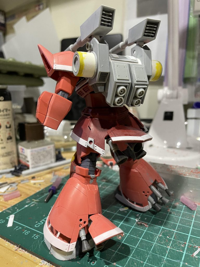 バックパック作ってみましたが、スクラッチってほんと難しいです。製作途中のドムにも作ってみようと思ってます。