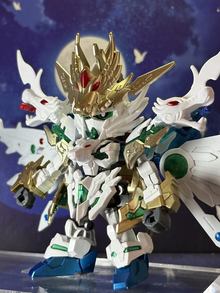 龍尊劉備ユニコーンをベースに白龍大帝のパーツをミキシングして作成しました 