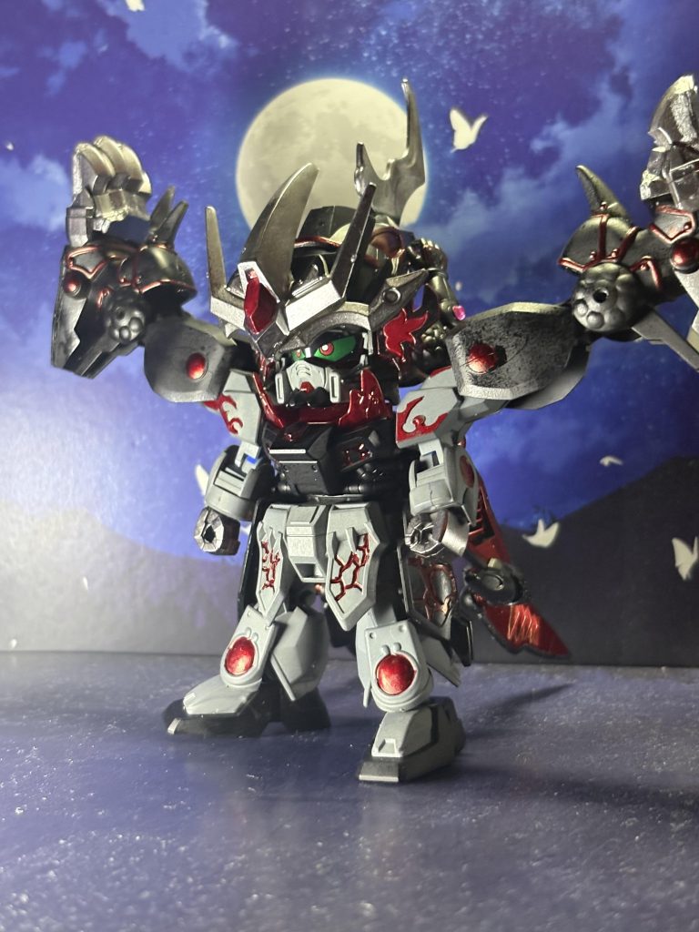 昔から好きな獣王頑駄無を今風に改装しようとして迷走した結果、設定含めて完成しました獣王と同じく変身できる董卓をベースに獣王のパーツを合わせてミキシングしています