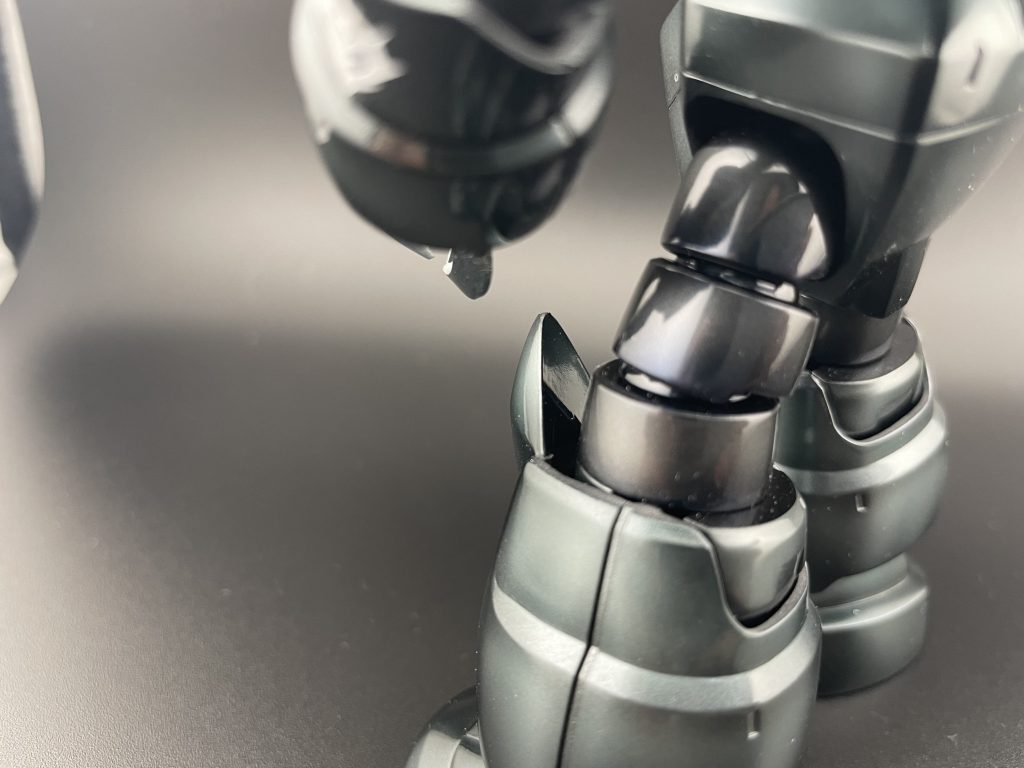 膝裏は一応プラ板貼っておきました