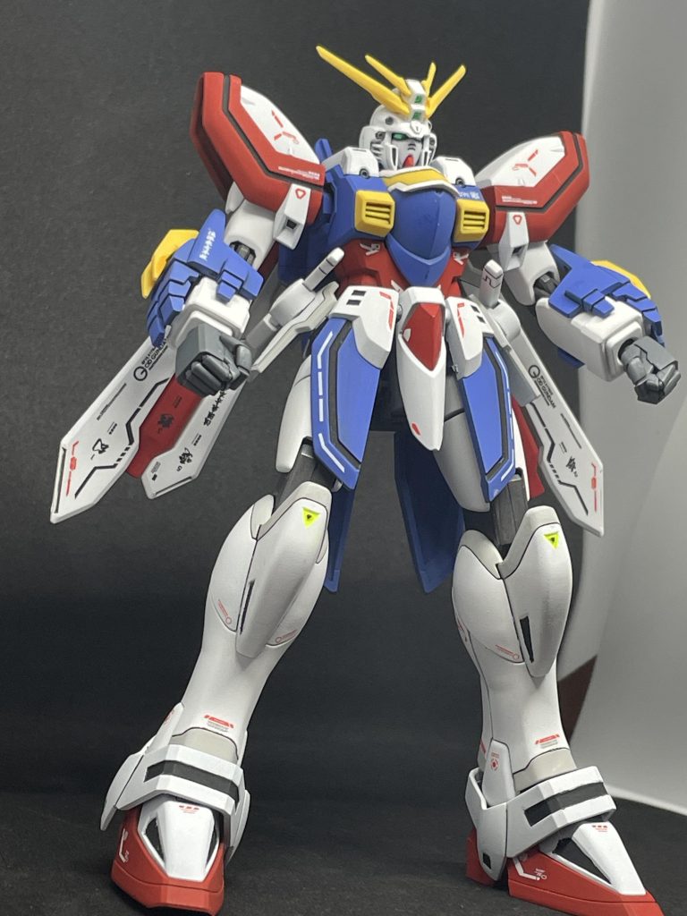 RGに比べるとやはり情報量が少ないですが、デカールはRG用などを使用して少しは豪華になりました。