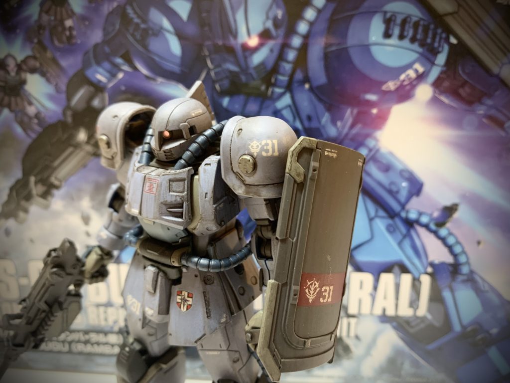 肩のギザギザは好みじゃない