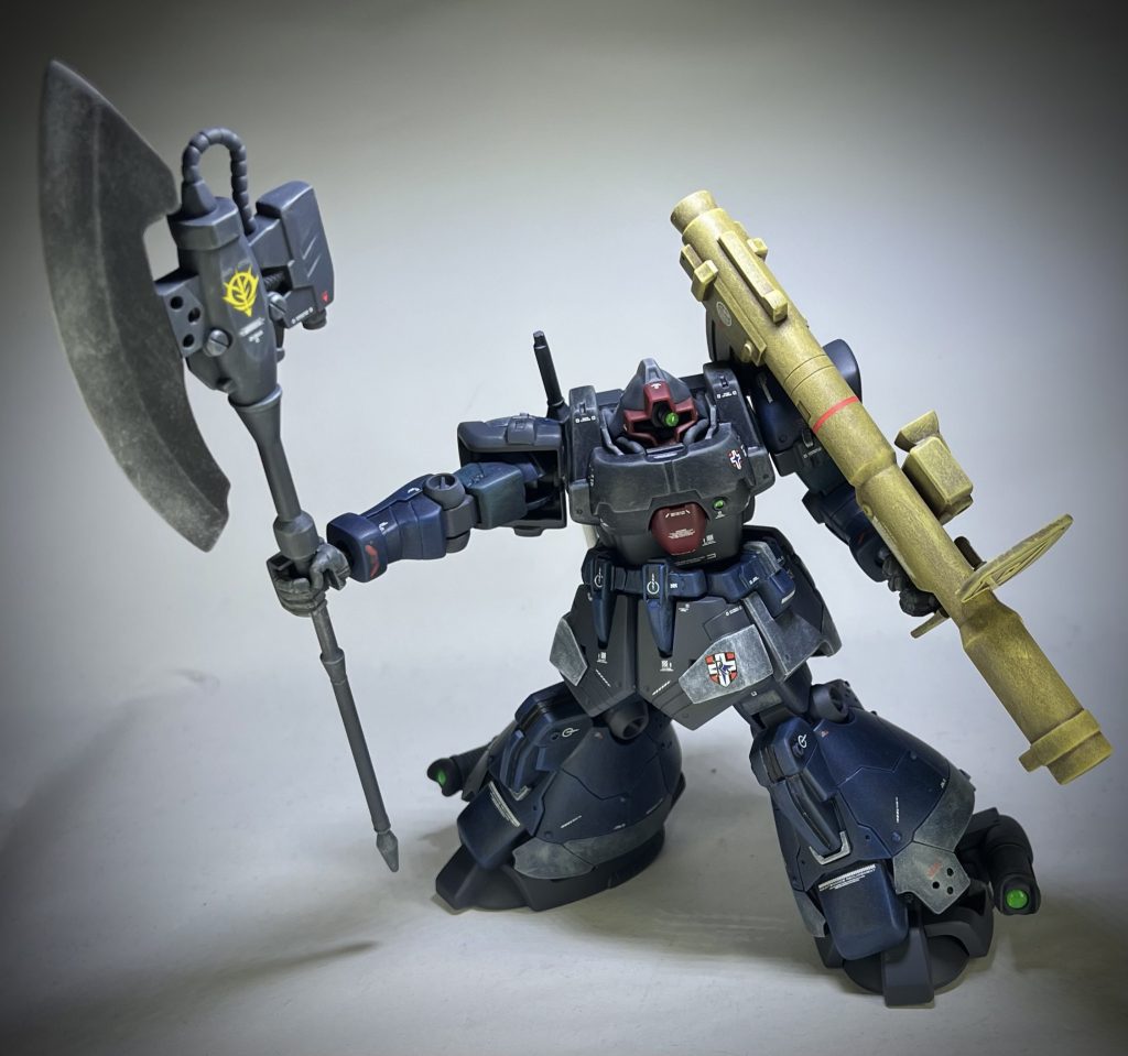 巨大なヒートホークは、黒い三連星からの、昇進祝い品笑ペガサス級巡洋艦でも真っ二つです！