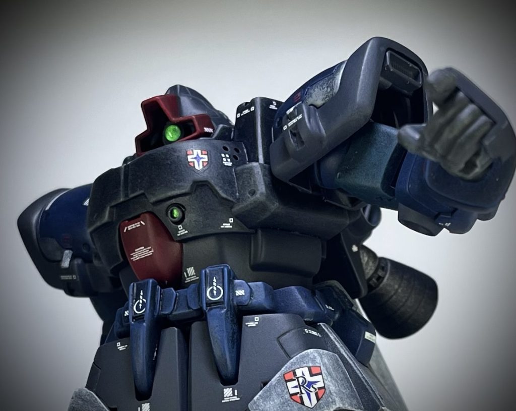 時は流れ、宇宙世紀0083。ジオン敗戦後、アフリカのキンバライト基地で抵抗戦を続けるノイエン・ビッダー少将の元に身を置いていたランバ・ラル隊は、ジオンの再起に備えデラーズフリートの放送に耳を傾け、来るべきその時を待つ。という、長い妄想の作品です！！ 