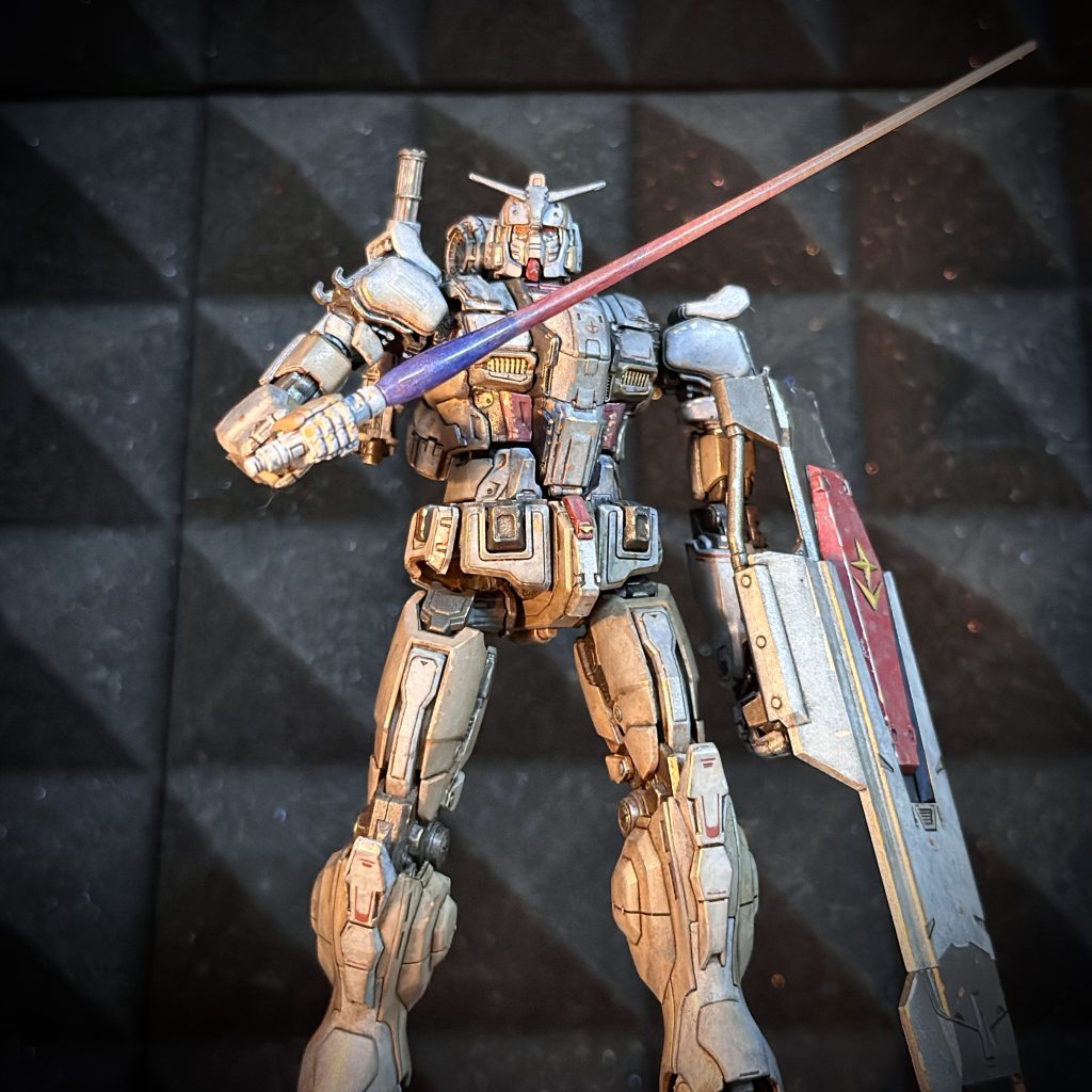 ポージング、ランタンを照明代わりにしてみた、うーん、雑！笑