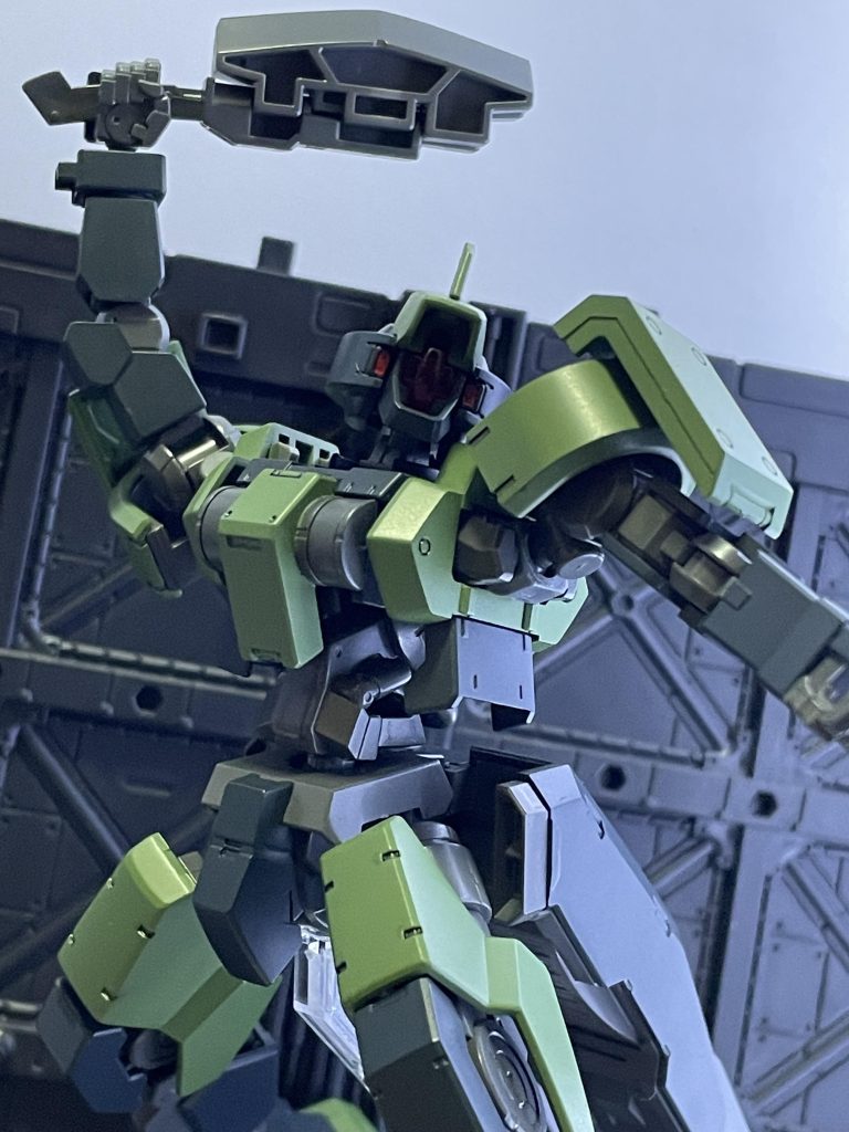 適当にポージング