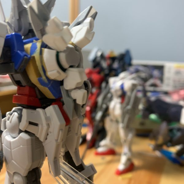 メタルビルドガンダムアストレアのGＮドライブのようにスラスターが展開します！マジで細かくて大変だった！俺よく頑張ったよ😭（5枚目）