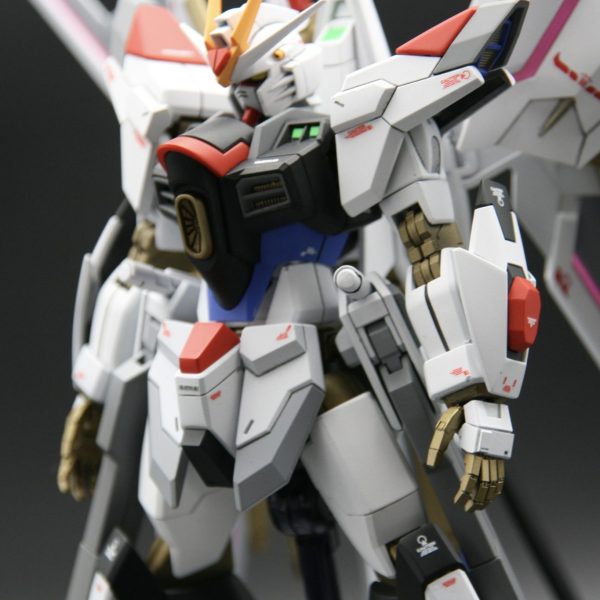 HG マイティストライクフリーダム