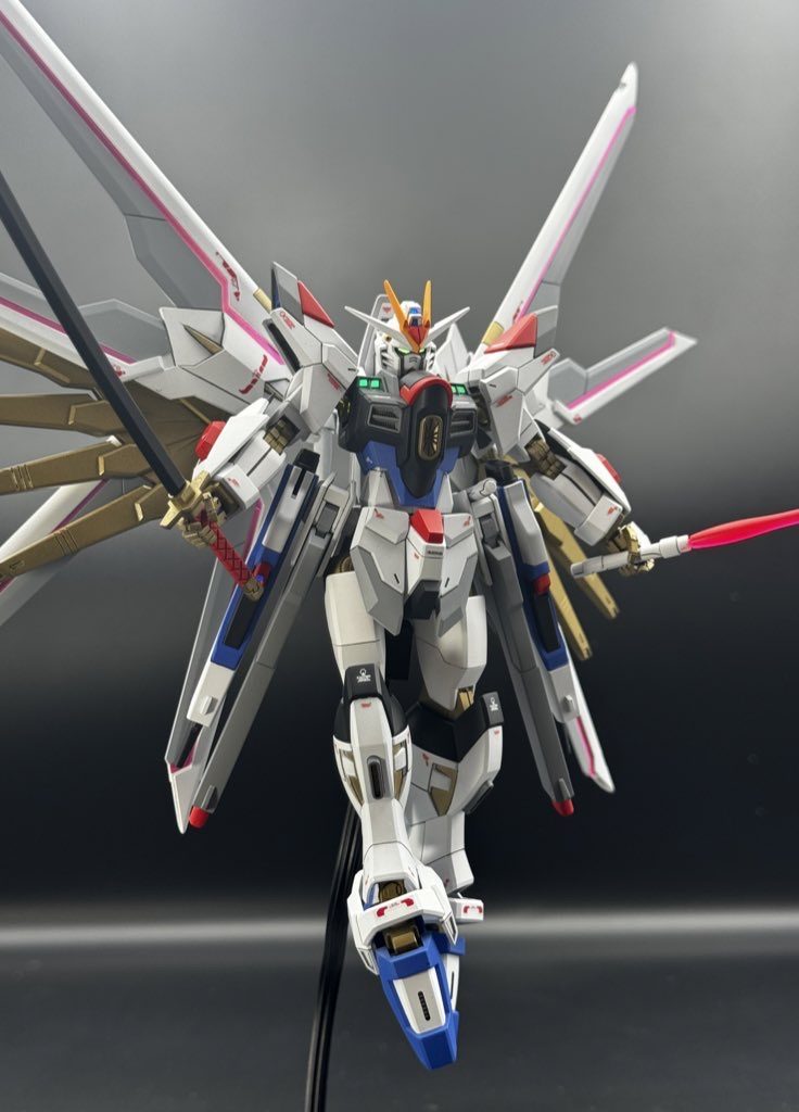 HG マイティストライクフリーダム–2枚目/制作者：104