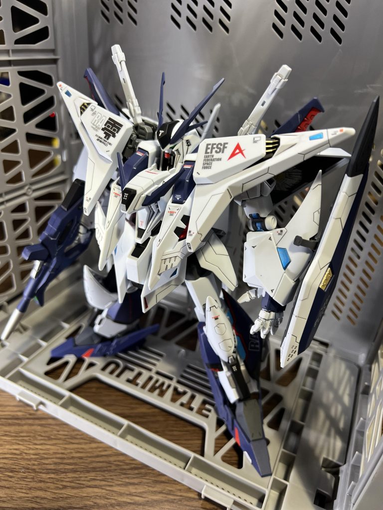 クスィーガンダム零号機  アムロ大尉搭乗機でした✨