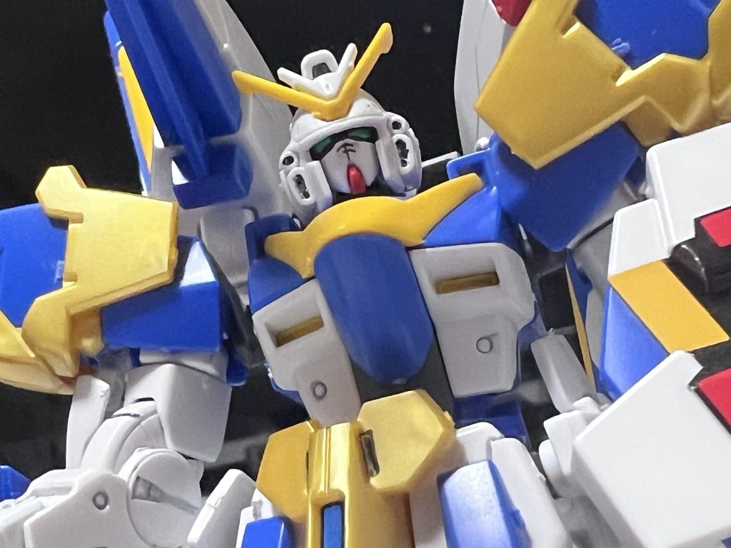 鼻の線って皆さんガンダムマーカーで書いているのかな？少し不細工に感じる