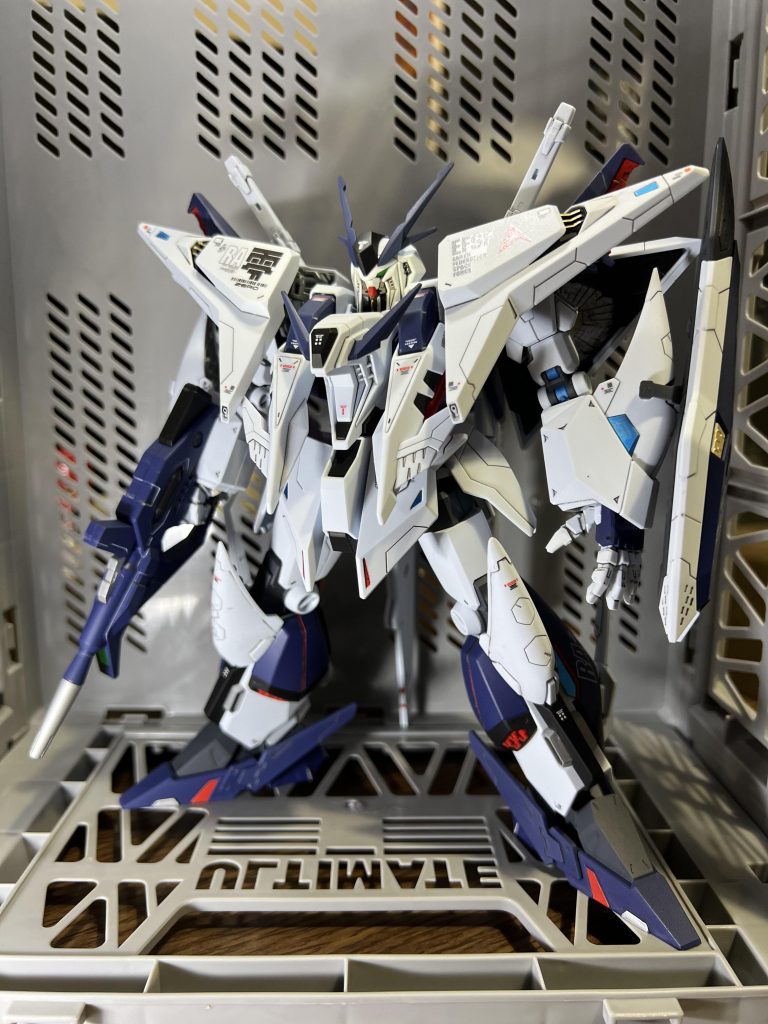 7体目。アムロ大尉搭乗機の妄想✨ちょいと地味に塗装頑張ったやつ👍🏻