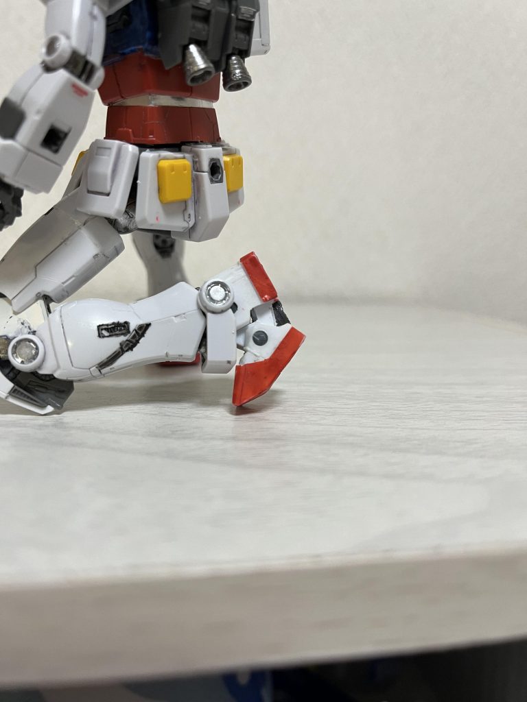 元々二軸で作っていましたが、自分の技術では強度に限界があり壊れてしまったので急遽一軸としました。