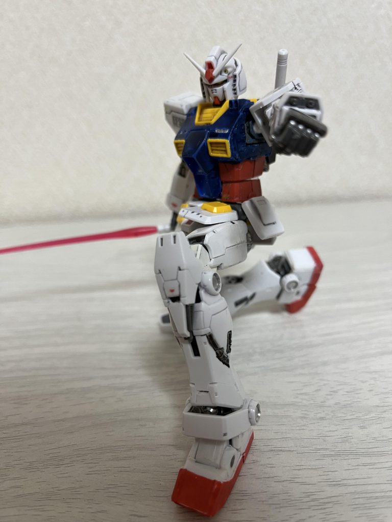 設定はあまり気にしないので、武器はモリモリです