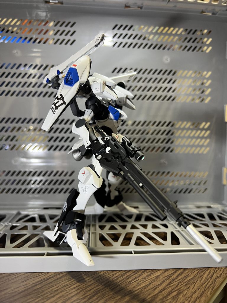 ガンダムファラクト改弐号機–2枚目/制作者:真樹京介