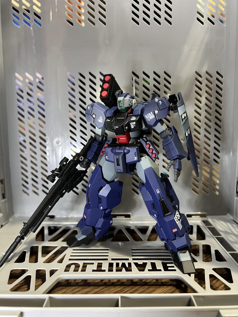 頭ジムスナⅡ、上半身デミバーディング、下半身ルブリスウル、肩腕バックパックジェスタ、シナンジュのビームライフルのジャンク盛り合わです👍🏻