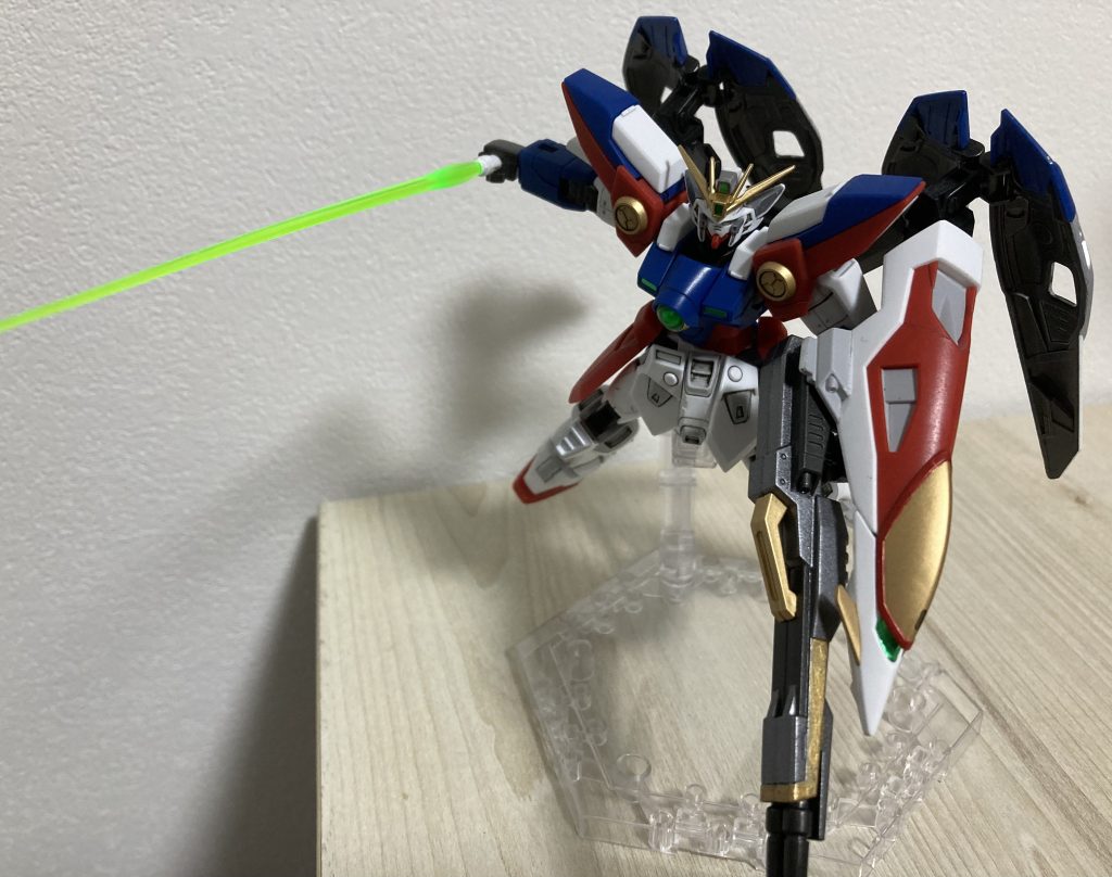 ウイングバインダーの裏は黒鉄色で塗りました。うん、引きの写真だとわからんですね。