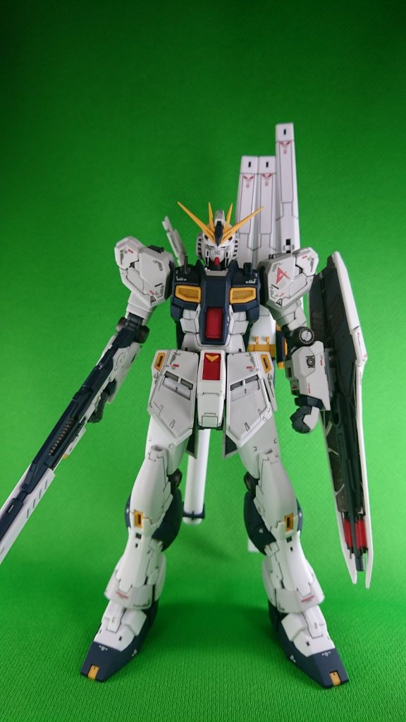 いつまで擦るの？νガンダム–2枚目/制作者：maaro86