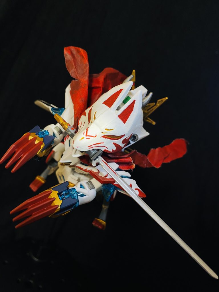 狐形態。SDガンダムのこういったギミックが大好きです。