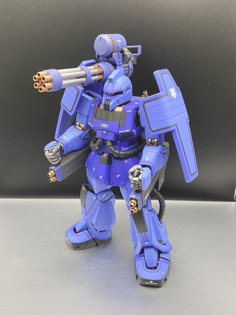 MS-06K ザクキャノン ガトリング砲装備型