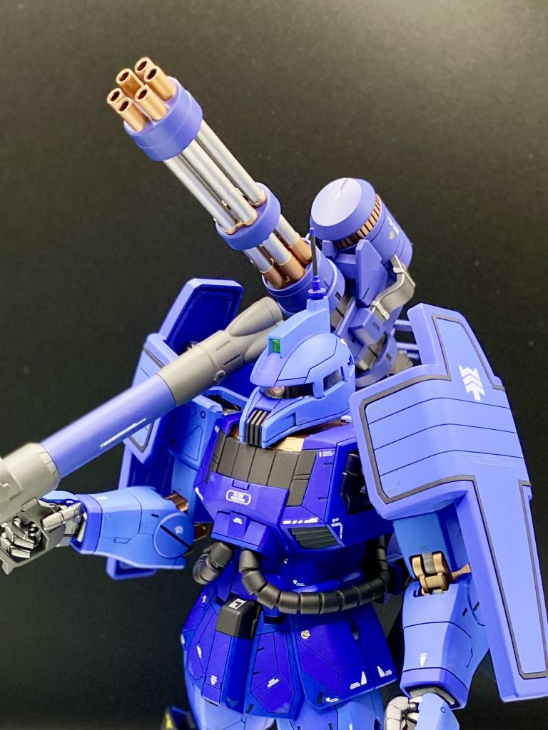 MS-06K ザクキャノン ガトリング砲装備型