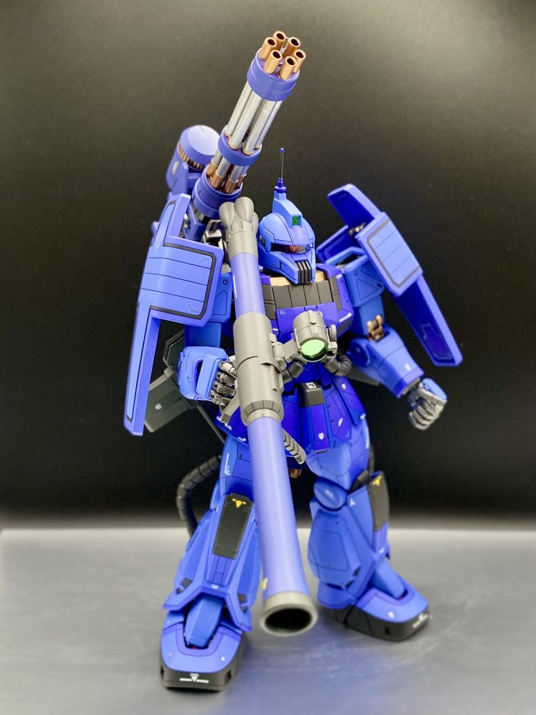 MS-06K ザクキャノン ガトリング砲装備型